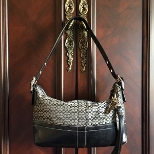 COACH EastWest Mini Hobo Sig. Black/Gray